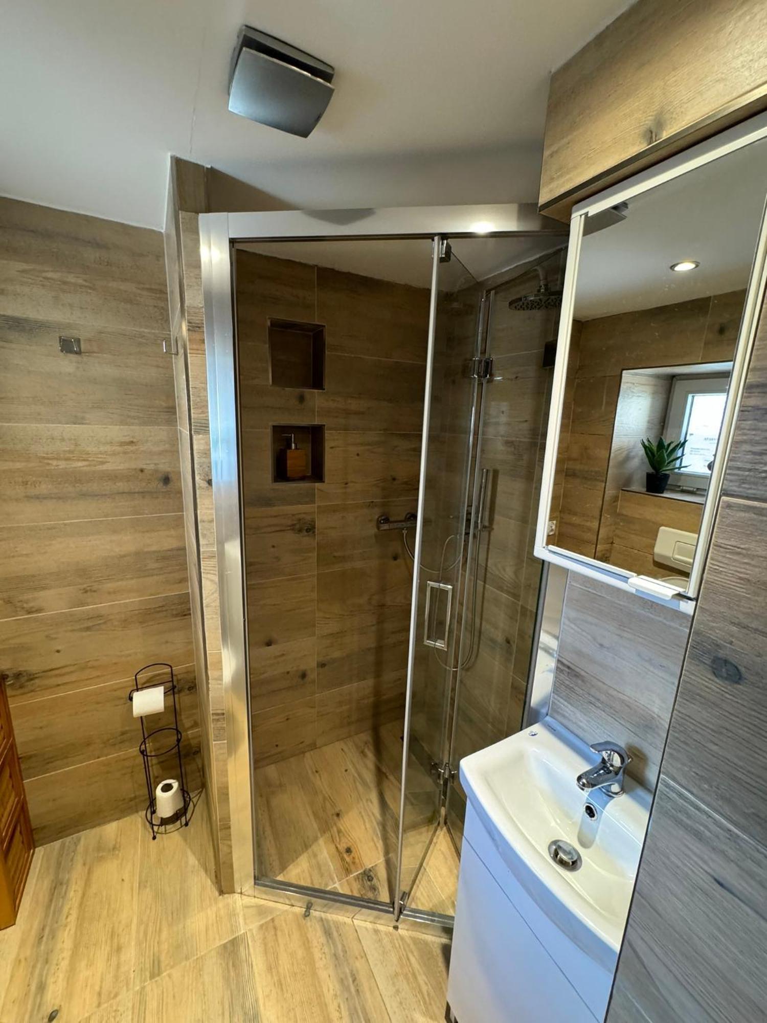 Apartman V Srdci Liberce ลิเบอเรซ ภายนอก รูปภาพ